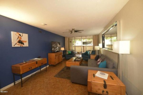 Condo with Parking 5 Min Drive to Old Town!